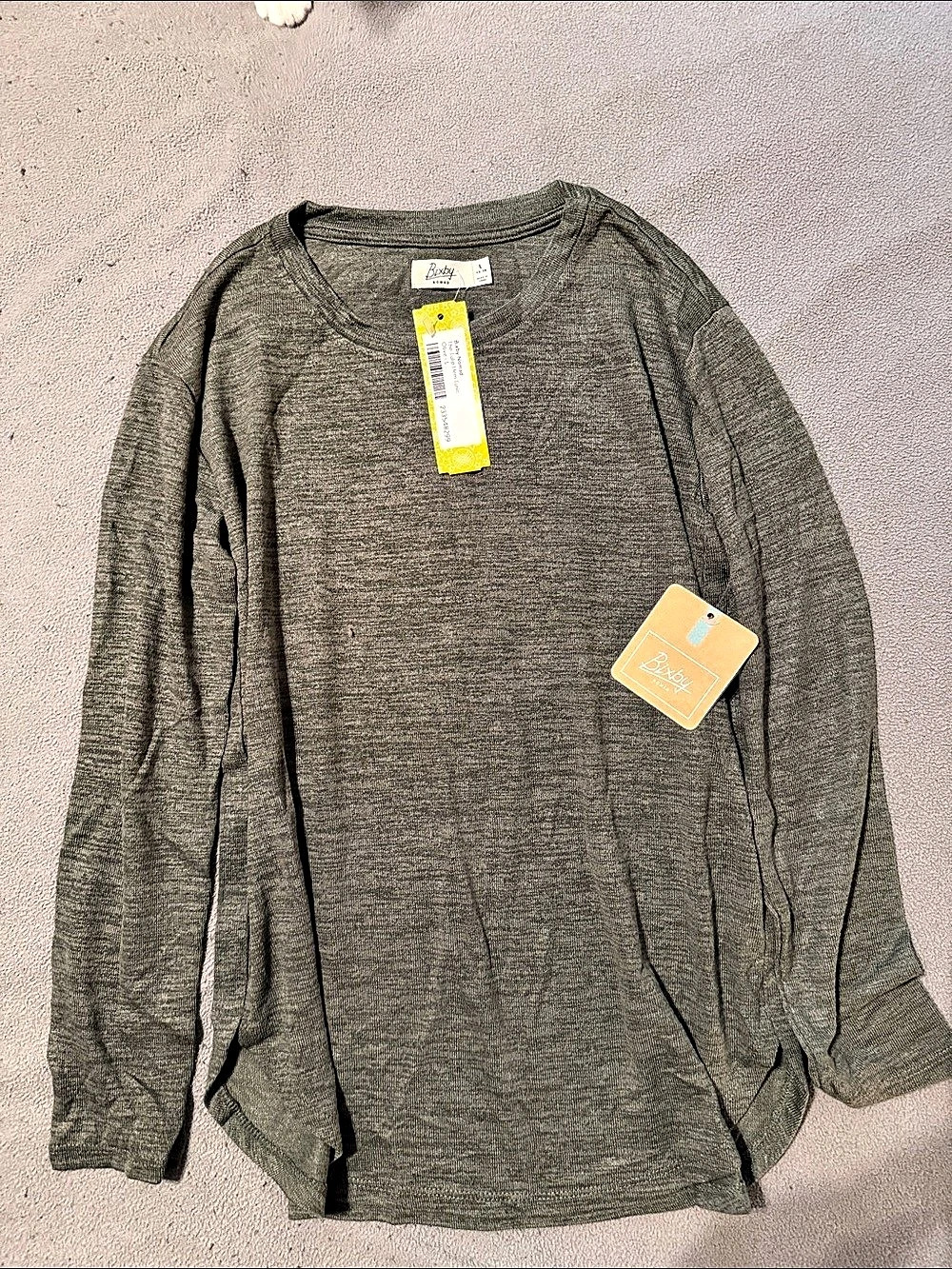 Old Navy Long Sleeve Tee in Gray Size 12-14 NWT